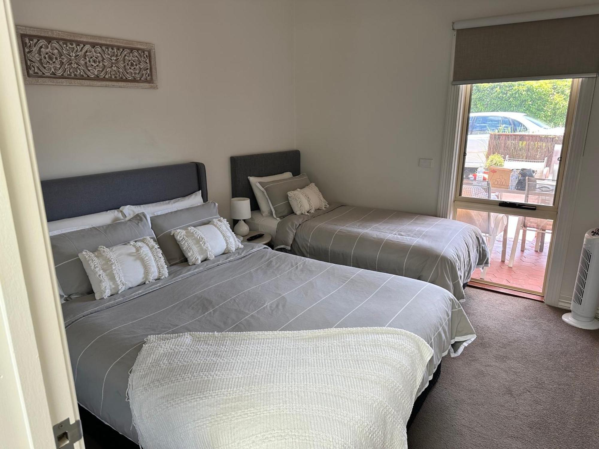 Austral Place 88 Via Merri River ウォーナンブール エクステリア 写真